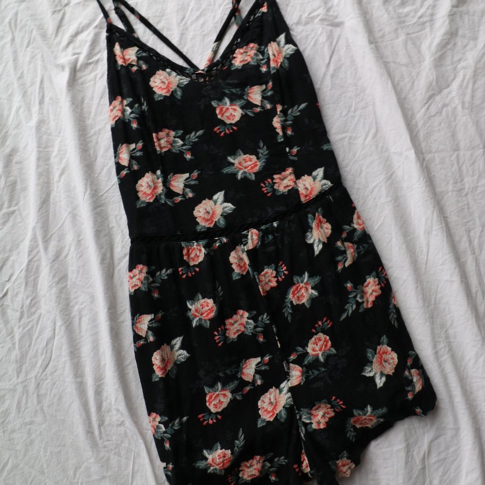 cute hollister romper